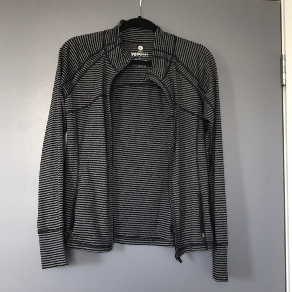 Active wear jacket